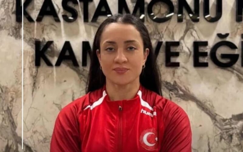 İZMİR’İN GURURU TÜRKİYE ŞAMPİYONASINA HAZIRLANIYOR