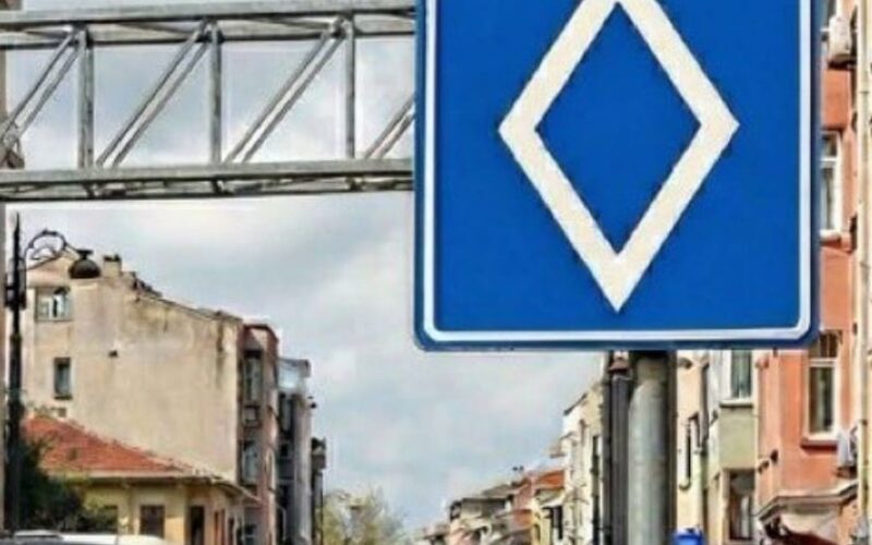 BAKLAVA ŞEKİLLİ YENİ LEVHA OTOYOLLARDA !